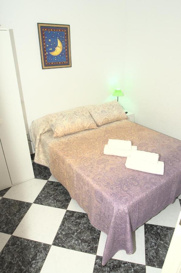Habitacion En El Corazon Del Centro De مالقة المظهر الخارجي الصورة