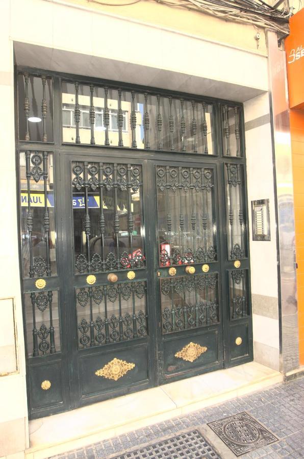Habitacion En El Corazon Del Centro De مالقة المظهر الخارجي الصورة