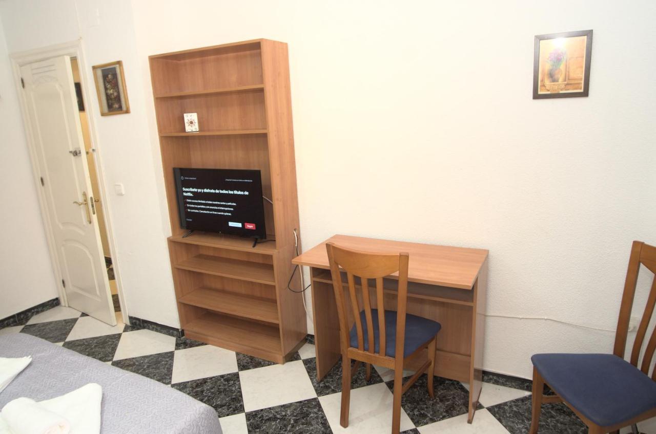 Habitacion En El Corazon Del Centro De مالقة المظهر الخارجي الصورة
