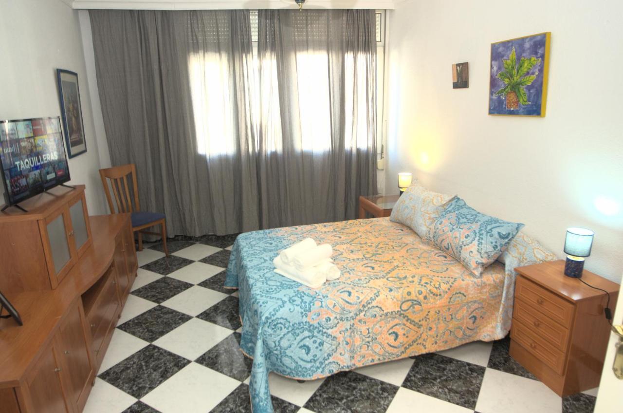 Habitacion En El Corazon Del Centro De مالقة المظهر الخارجي الصورة