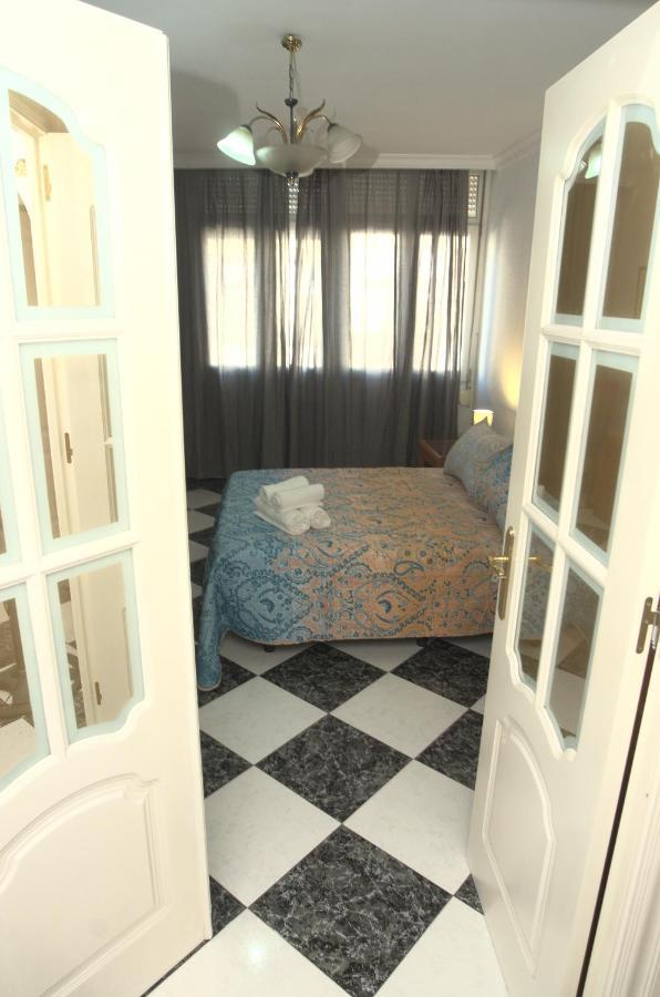Habitacion En El Corazon Del Centro De مالقة المظهر الخارجي الصورة
