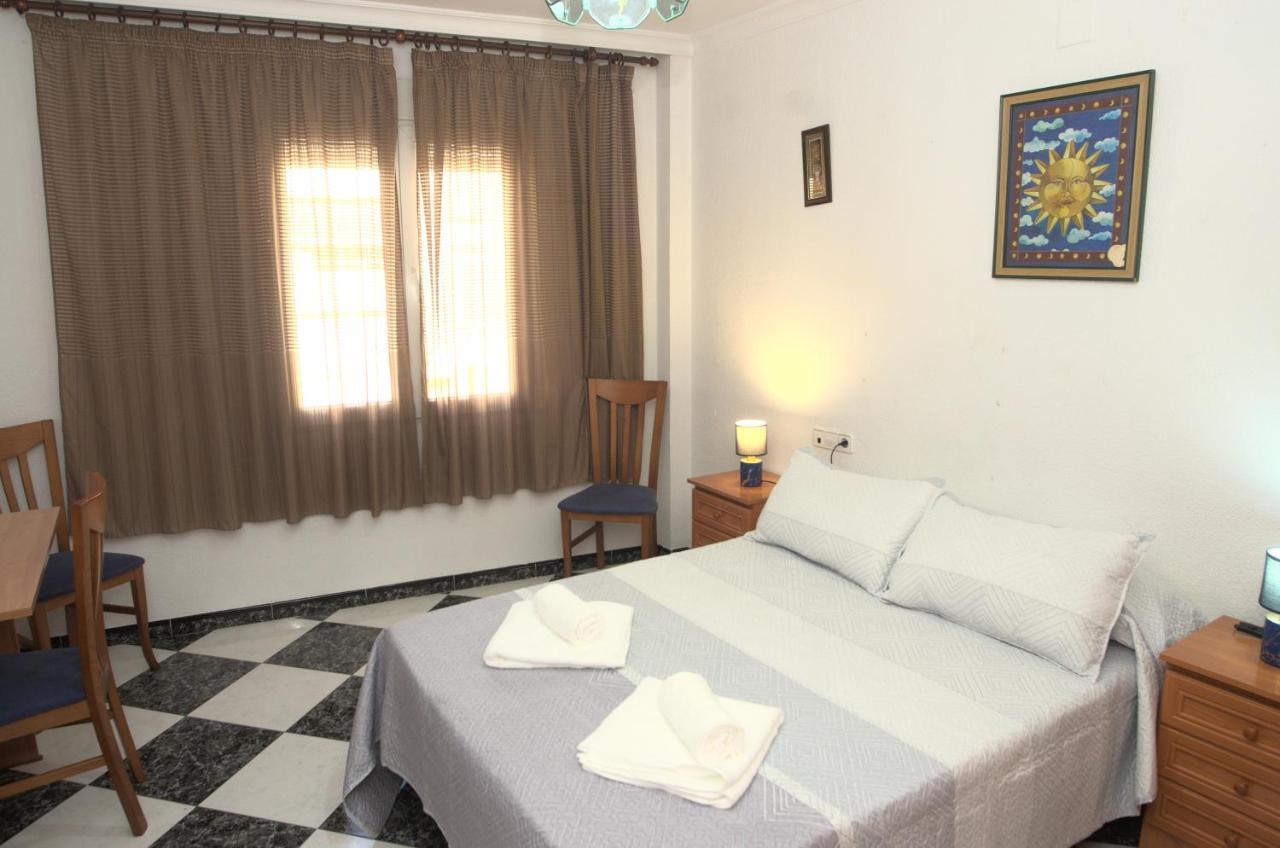 Habitacion En El Corazon Del Centro De مالقة المظهر الخارجي الصورة
